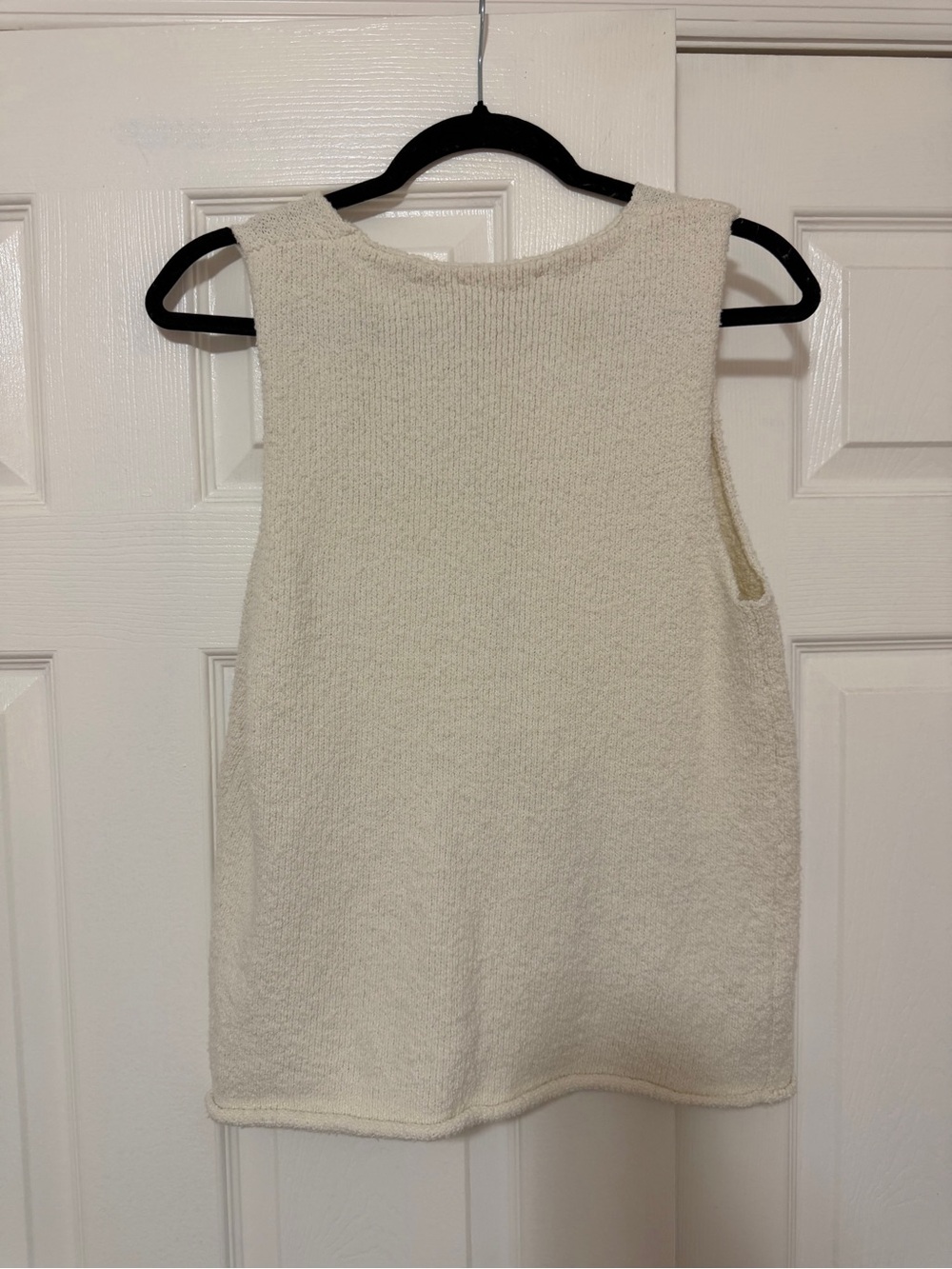 NWT Abercrombie & Fitch Cream Knit Tie-Front Sleeveless Top - Size Medium - Picture 3 of 3